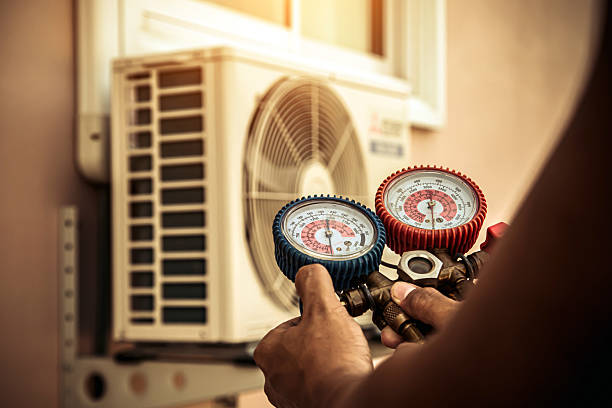 Professional Ac Installation technician working in Leonard, MI